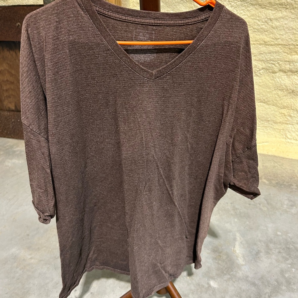 Gildan Brown V-Neck Short Sleeve Tee